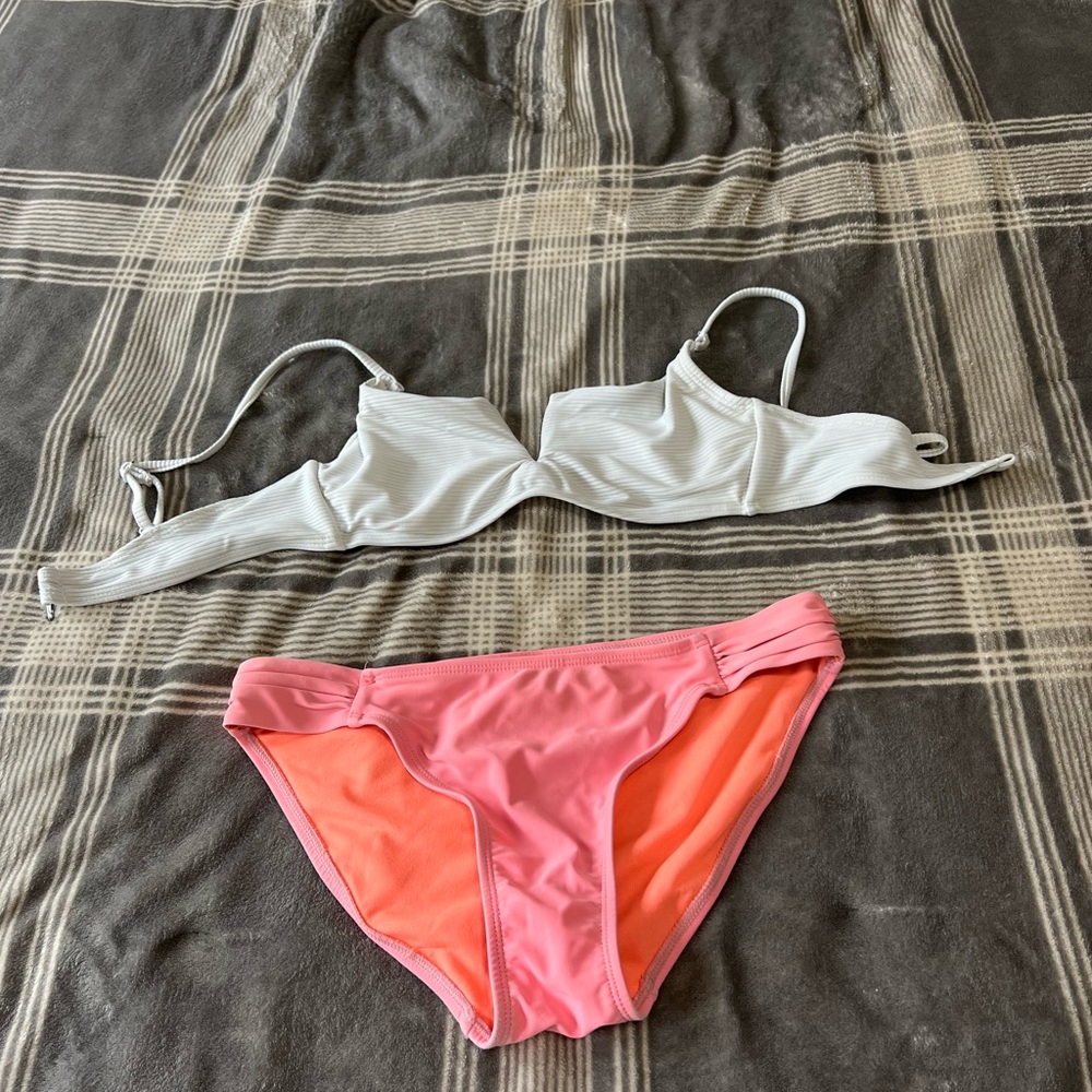 No Boundaries Full Bikini Set with V Piece on Top